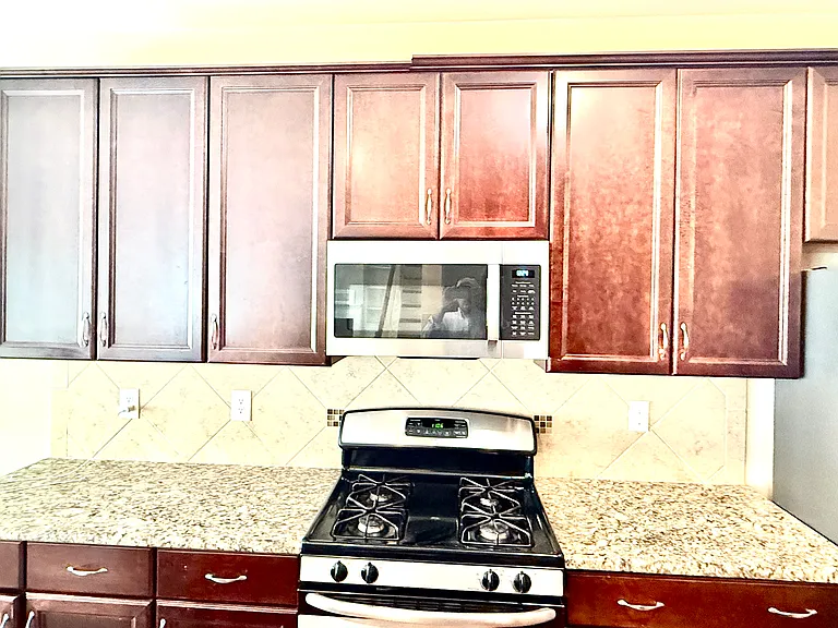 241 Sweet Violet Dr — Photo 8
