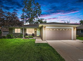 35680 Elmira St, Livonia, MI 48150