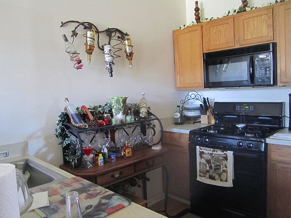 4th image of 1105 Highland Ct