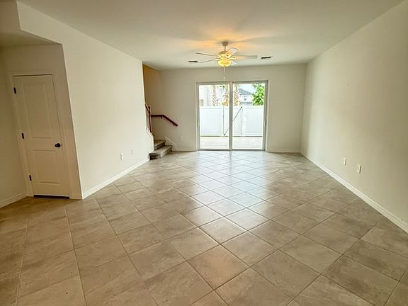4th image of 14828 Bluewater Rd