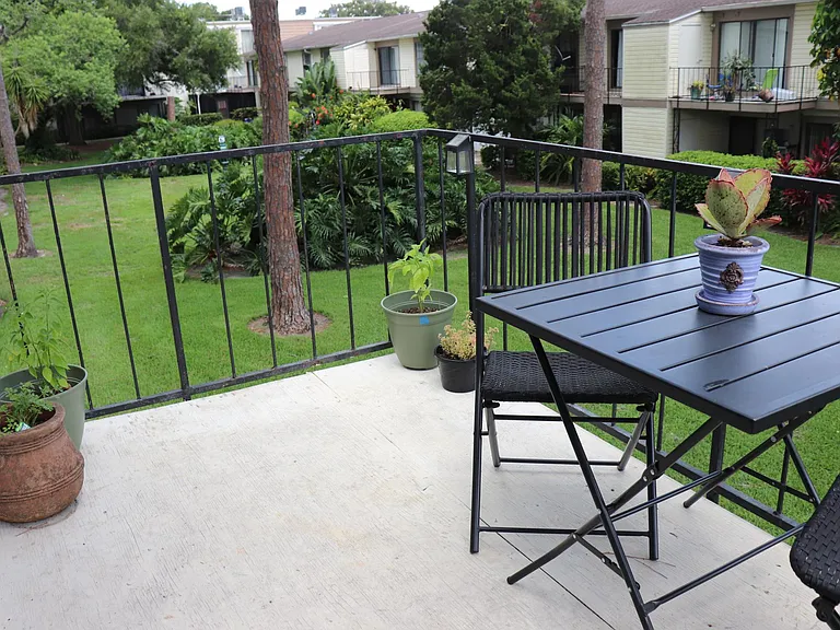 6022 Village Cir #6022 — Photo 6