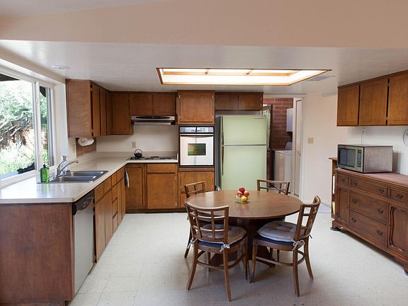 5th image of 1400 W San Annetta Dr