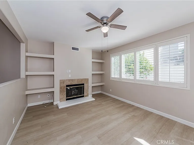 54 Melrose Dr — Photo 6