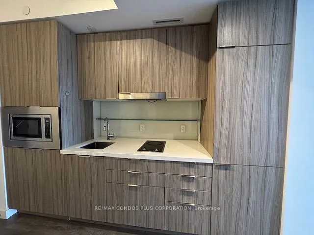 215 Queen St W #1202 — Photo 3