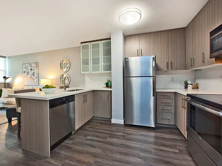 2575 Danforth Ave — Photo 1