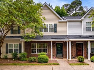 5430 Strasburg Dr, Greensboro, NC 27407