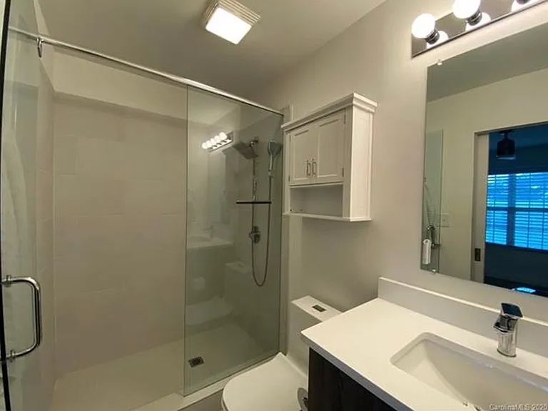 1537 Briar Creek Rd #B — Photo 10
