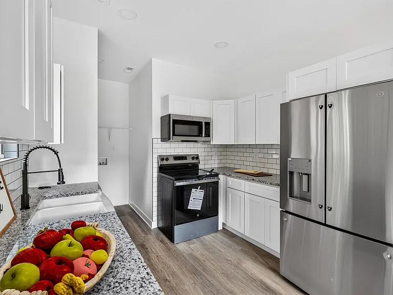 417 8th Street Dr SW — Photo 12