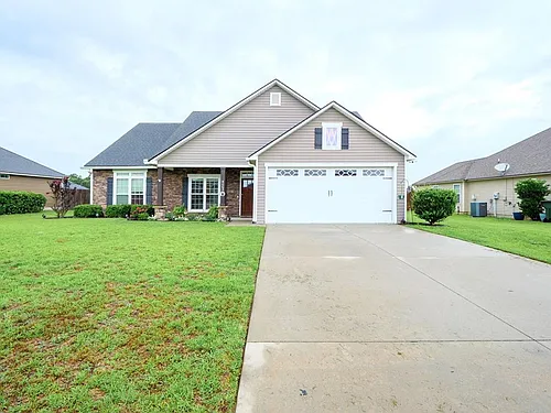 4063 McKenzie Ln Photo 1