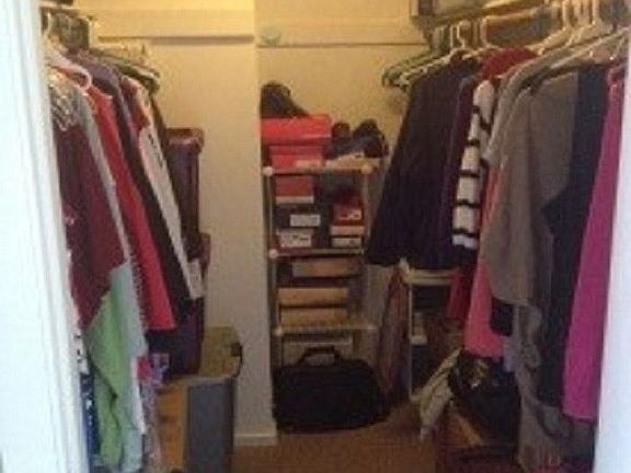 Walk-in closet