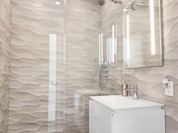 200 East 69th Street image 18 of 26