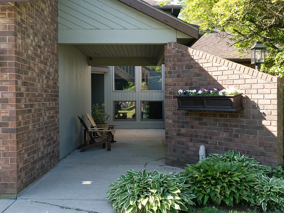 381 Timber Dr