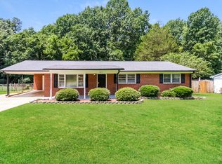 3815 Ferncliff Rd, Gastonia, NC 28056