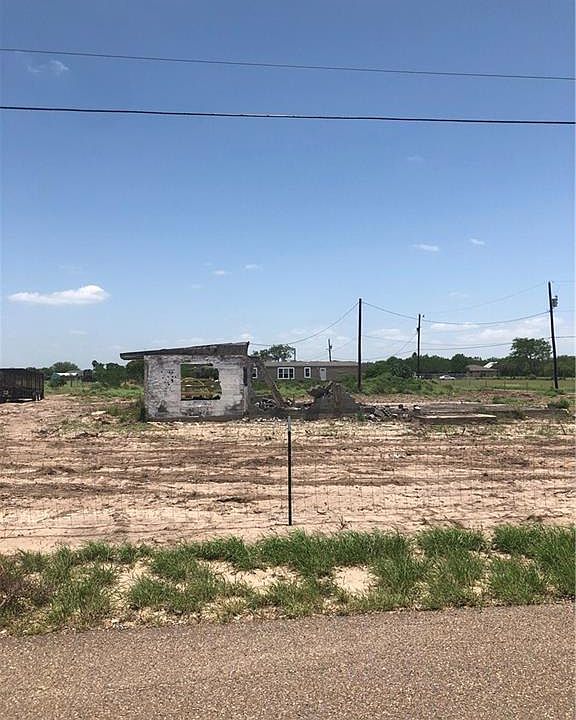 2nd image of 0000 Pino St