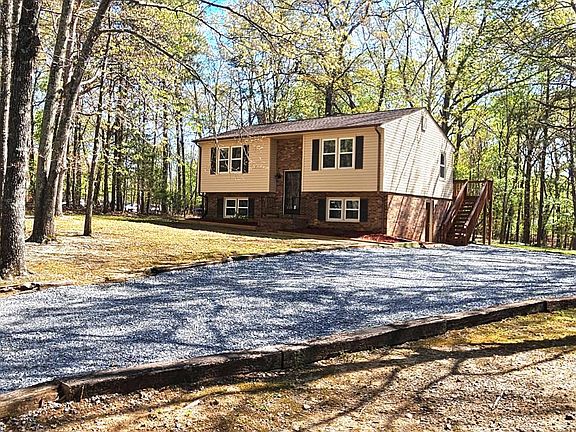 2nd image of 18 Valleywood Dr