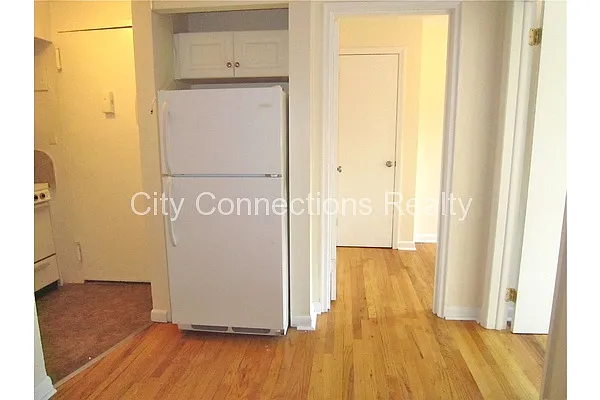 Rented by City Connections Realty | media 73