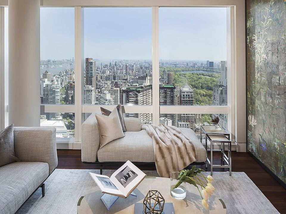 1st image of 80 Columbus Cir #69A