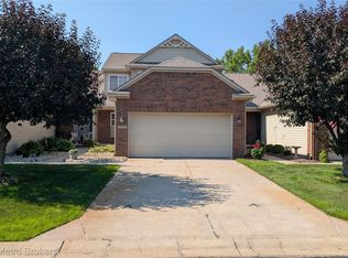 9285 Horizon Dr, Davison, MI 48423
