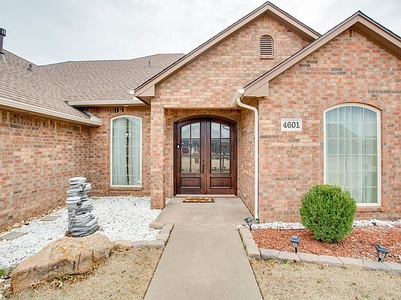 3rd image of 4601 Sunshine Cir