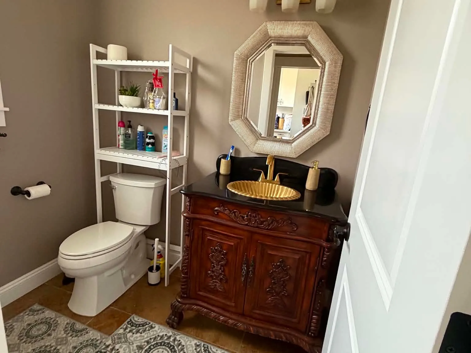 5 bed, 2583 sqft, $3,800 — Photo 3