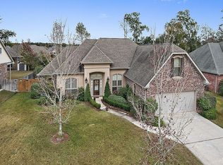 668 Place St, Covington, LA 70433