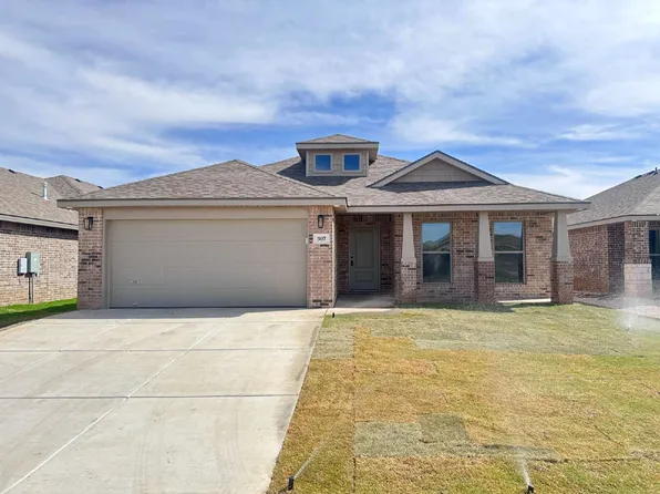 307 E 24th St, Wolfforth, TX 79382