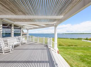 1268 Warwick Neck Ave, Warwick, RI 02889