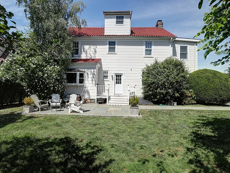 8 Horton St — Photo 22