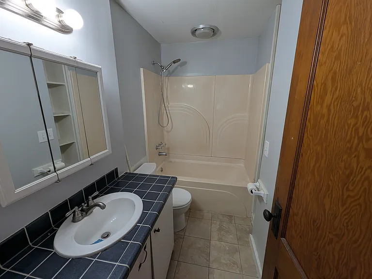 13 E Kidder St #1 — Photo 10