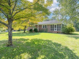 239 Mountain View Cir, Greenville, SC 29609