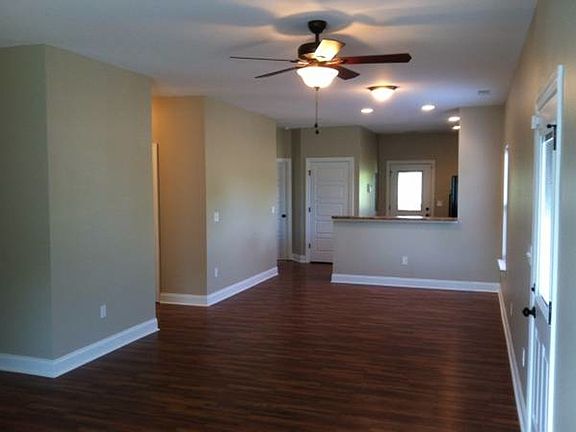 3rd image of 1001 E Martin Luther King Blvd #1001