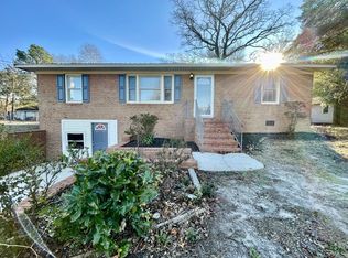 3229 Sandhill Dr, Fayetteville, NC 28306