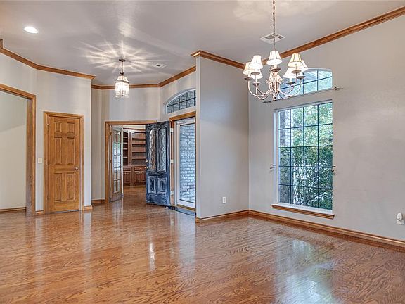 5th image of 2408 Auburn Ct