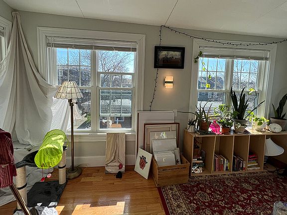 4th image of 301 Highland Ave #3E