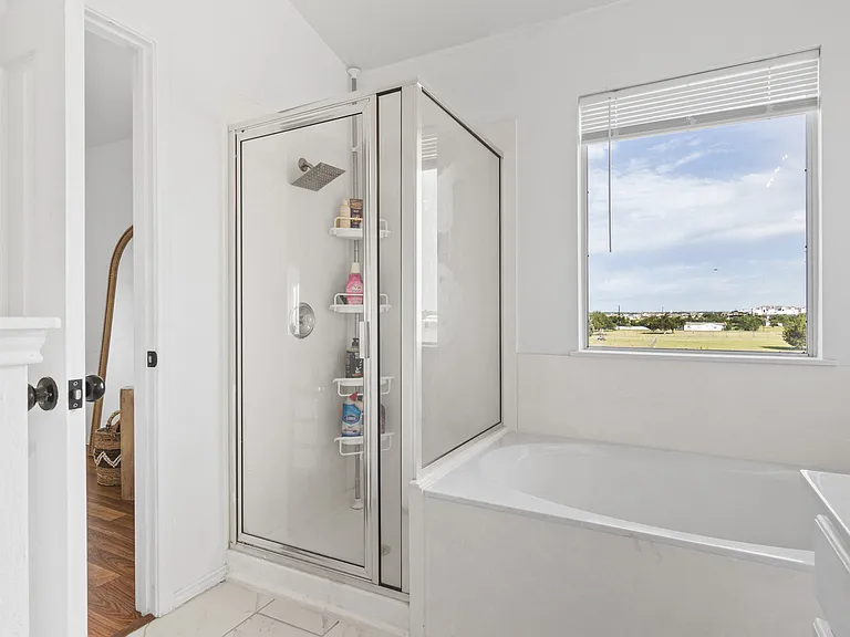 13524 Lyndon B Johnson St — Photo 34
