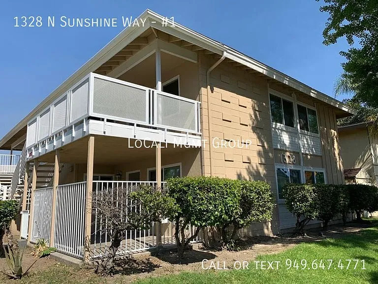1328 N Sunshine Way #1 — Photo 1
