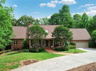 751 Williamsburg Ct NE, Concord, NC 28025