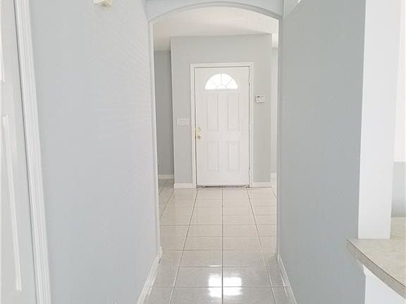 3rd image of 138 S 19th Cir SW