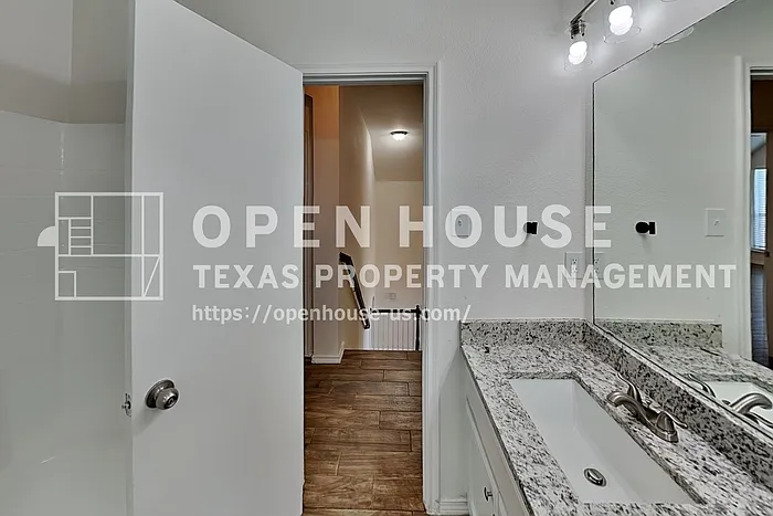 828 Pebblecreek Dr — Photo 17