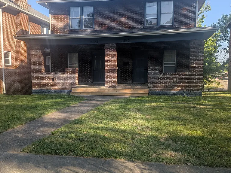 3124 E 5th Ave — Photo 1