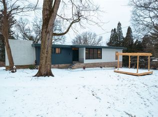 203 Grandview Dr, Pittsburgh, PA 15215