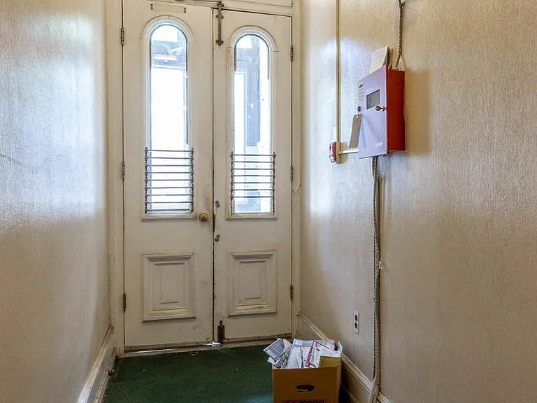 540 N 4th St #D — Photo 15
