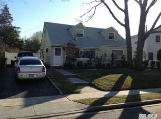 1253 Ixworth Rd, Valley Stream, NY 11580