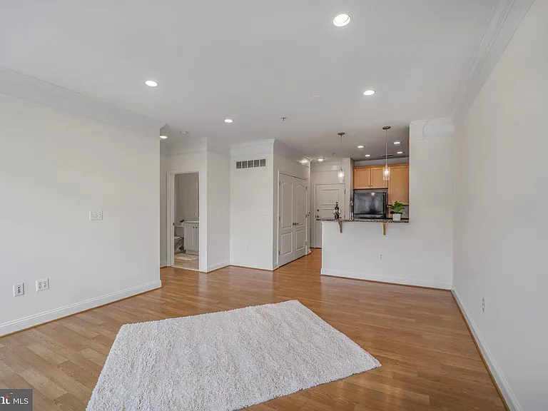 1451 Belmont St NW #309 — Photo 3