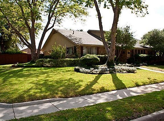 3rd image of 2900 Fountain Head Dr
