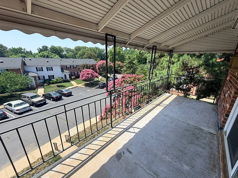 39 Rock Garden Ln — Photo 9
