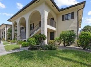 4610 Chantelle Dr APT P104, Naples, FL 34112