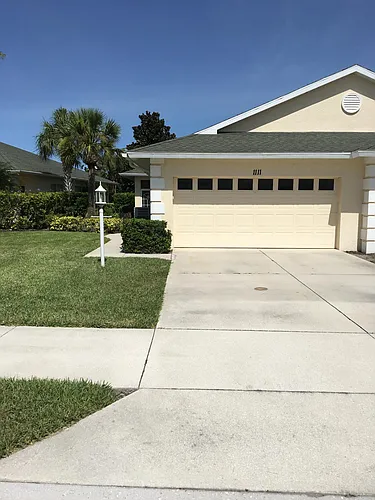 1111 Yosemite Dr Photo 1