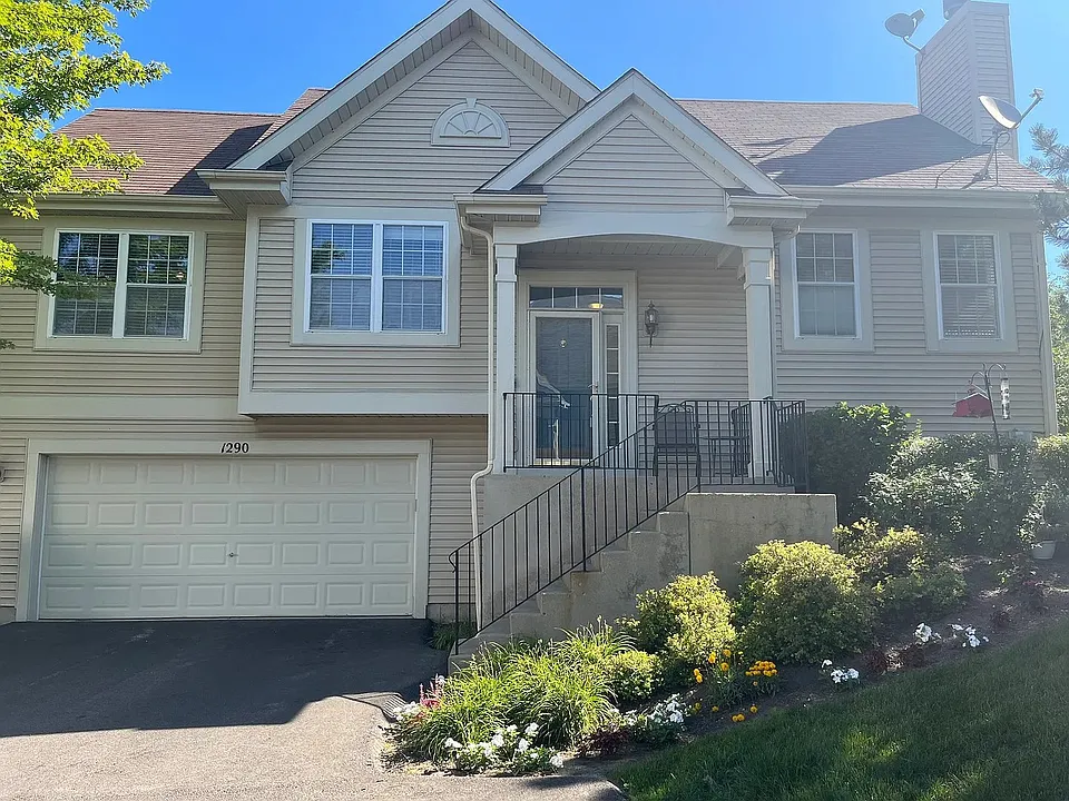 1290 Derry Ln #1290