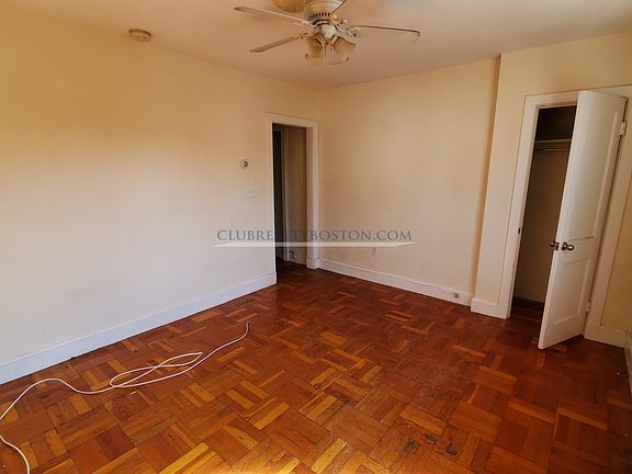 4th image of 43 Brock St APT 3